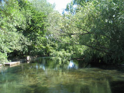 Sorgues-River-at-Bridge-250x188